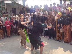 Buto Ijo Vs Dewi Sinta Meriahkan Ruwat Bumi Desa Bodas, Simbol Usir Bala dan Tolak Marabahaya