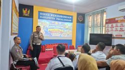 Guru, Satpam hingga Petugas PKS di Pekalongan Dibekali Teknik Pengaturan Lalu Lintas dan Penanganan Korban Laka